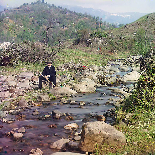 On the Karolitskhali River, self portrait of photographer Prokudin-Gorskii
